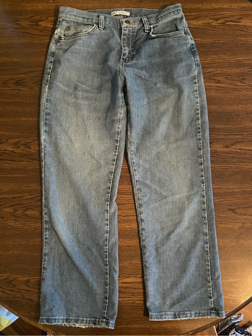 Classic Light Blue relaxed fit Lee womens jeans